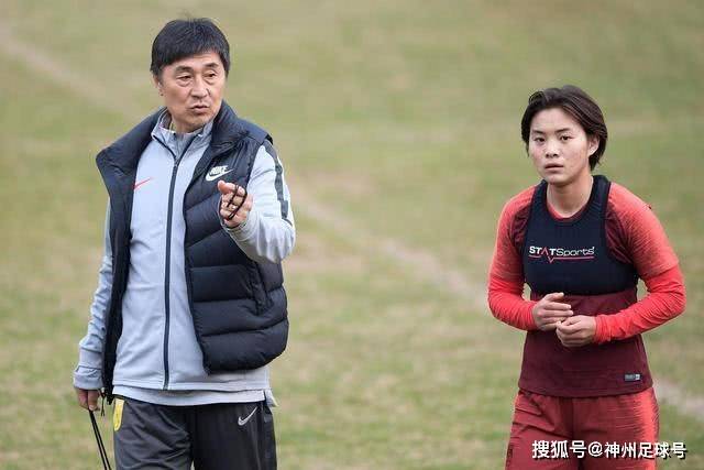 伯恩茅斯在对阵纽卡斯尔时取得2-0领先